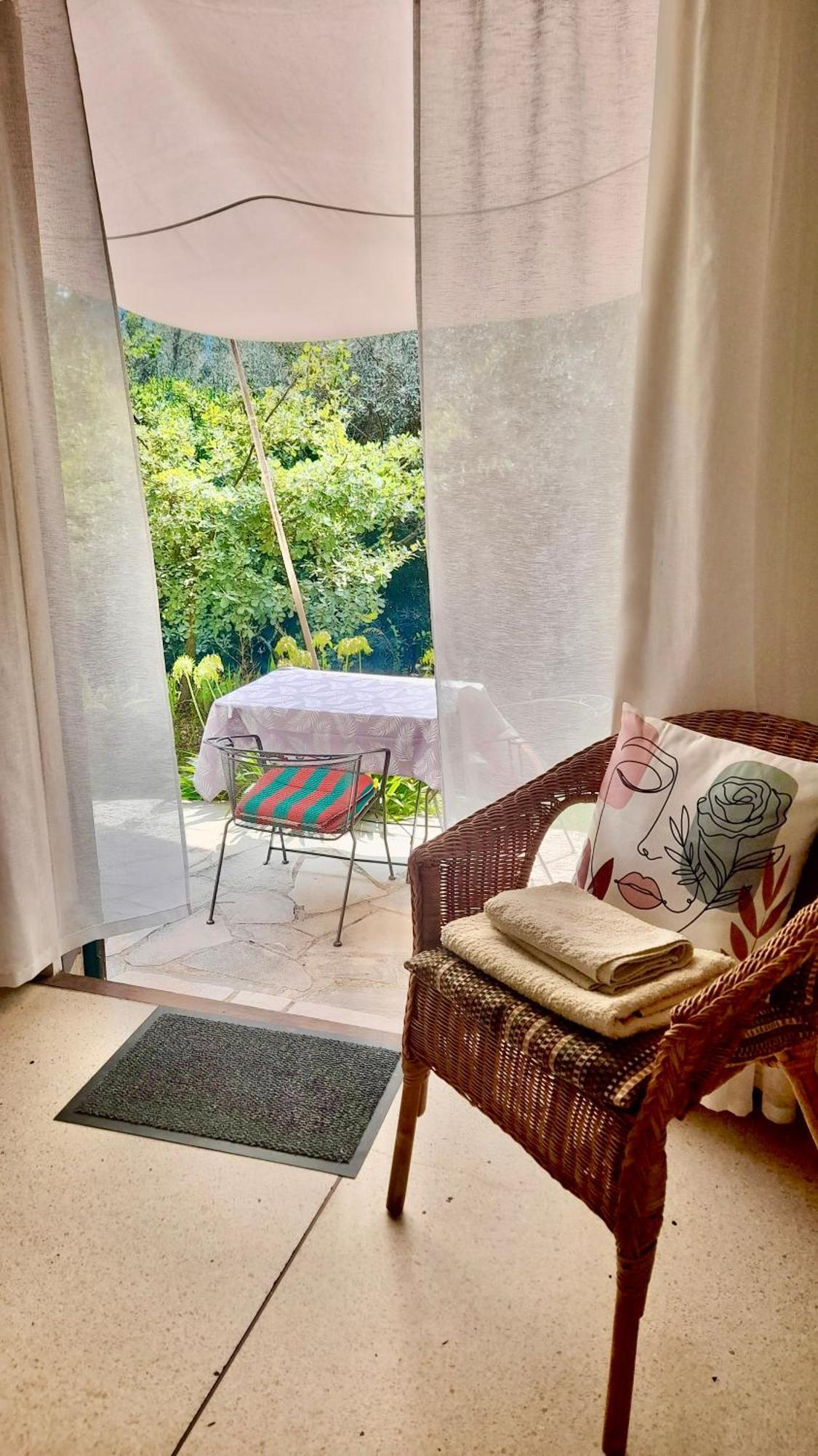 Studio Apartment In Bargemon ภายนอก รูปภาพ